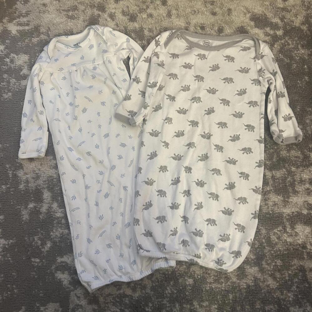Carter’s Infant Sleep Gown Newborn/0-3 Months